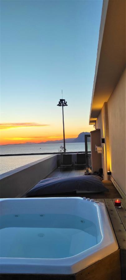 Majestic Penthouse In The Heart Of Apartment Patras